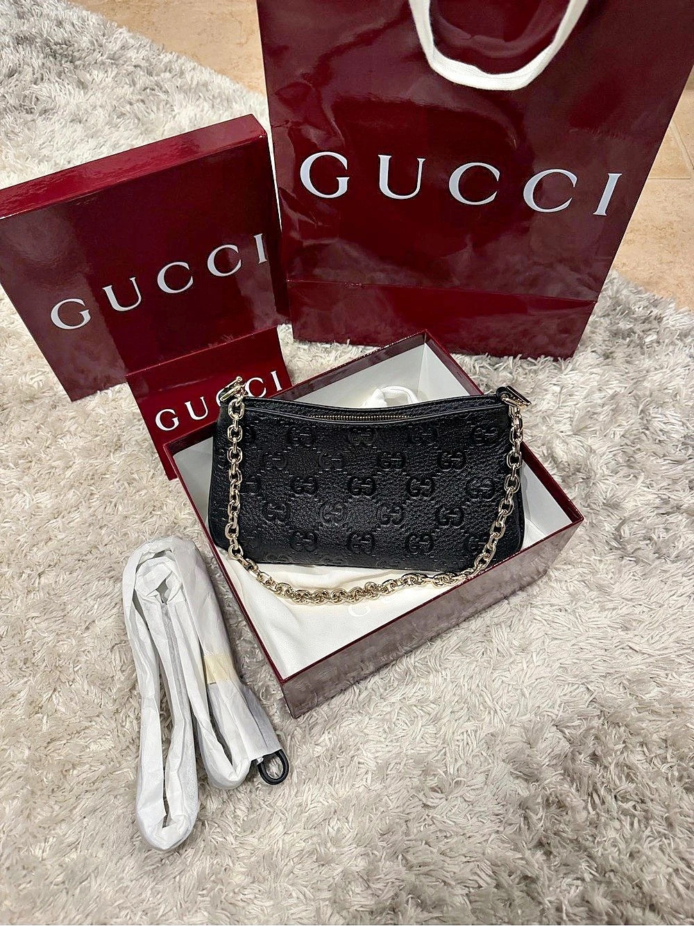 Gucci GMini GG Shoulder Bag in Black
